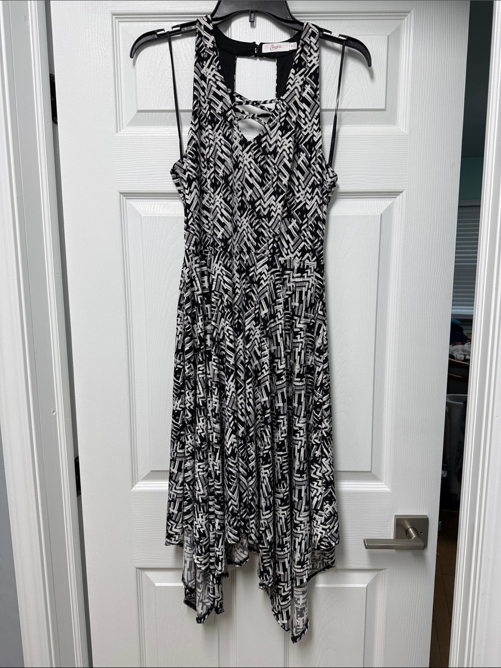 Sleeveless Black & White Patterned Handkerchief Hem Dress